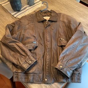 Men’s brown leather Large jacket